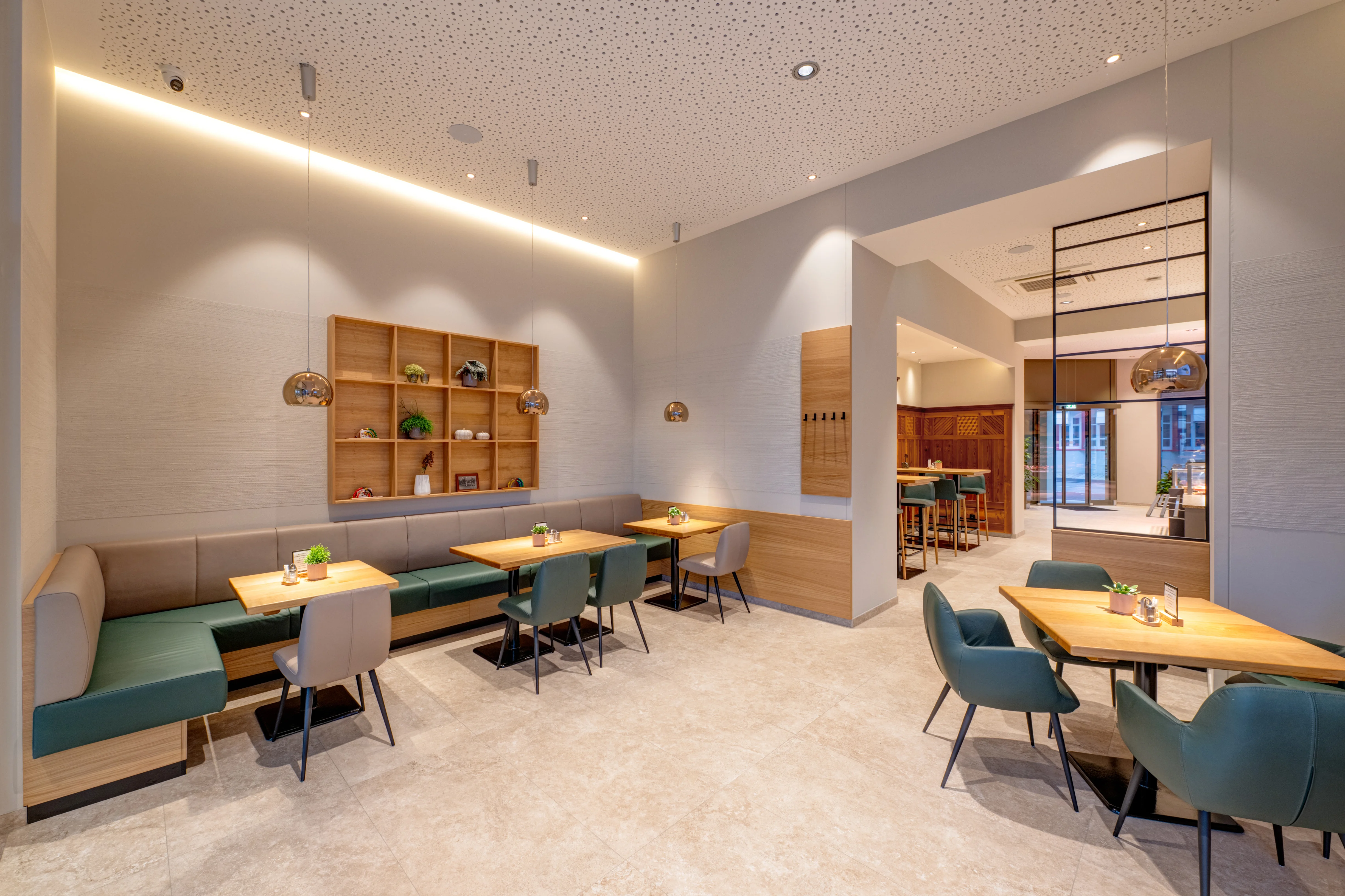 Geschäftslokal innen – Sitzbereich